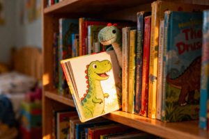 Bajki do czytania o dinozaurach — jak rozwijają wyobraźnię dzieci?